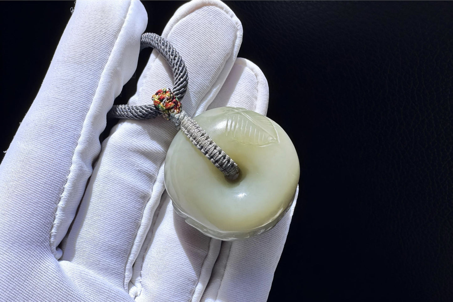 Natural Green Nephrite Hand Carved Peony Donut Pendant, Carved Nephrite Jade Peace Buckle Necklace,天然手雕牡丹花玉平安扣吊坠