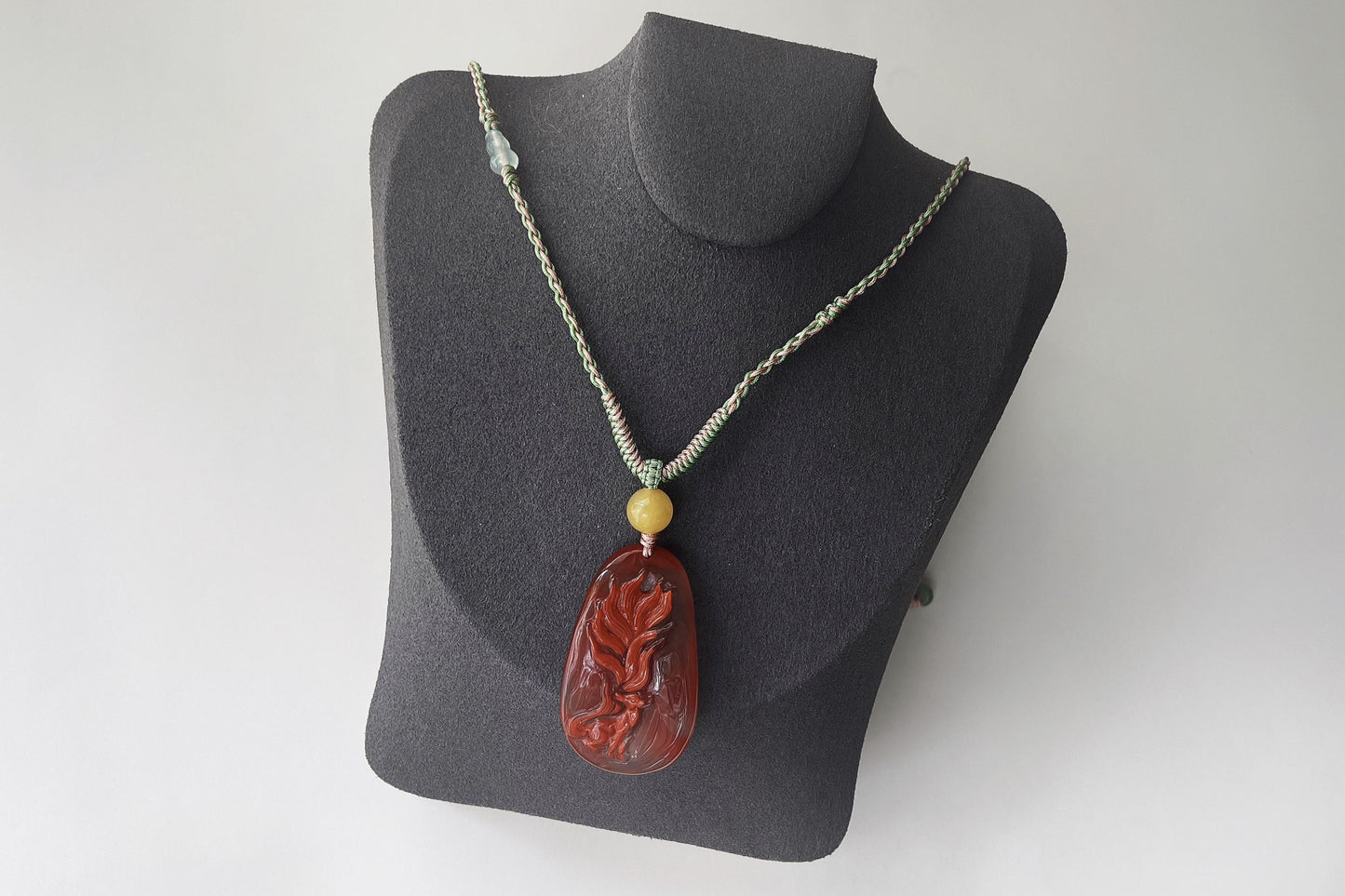 Natural Nanhong South Red Agate Hand Carved Nine Tailed Fox Pendant, Carved Nanhong Agate Fox, 天然原矿川料南红手工精雕九尾狐吊坠