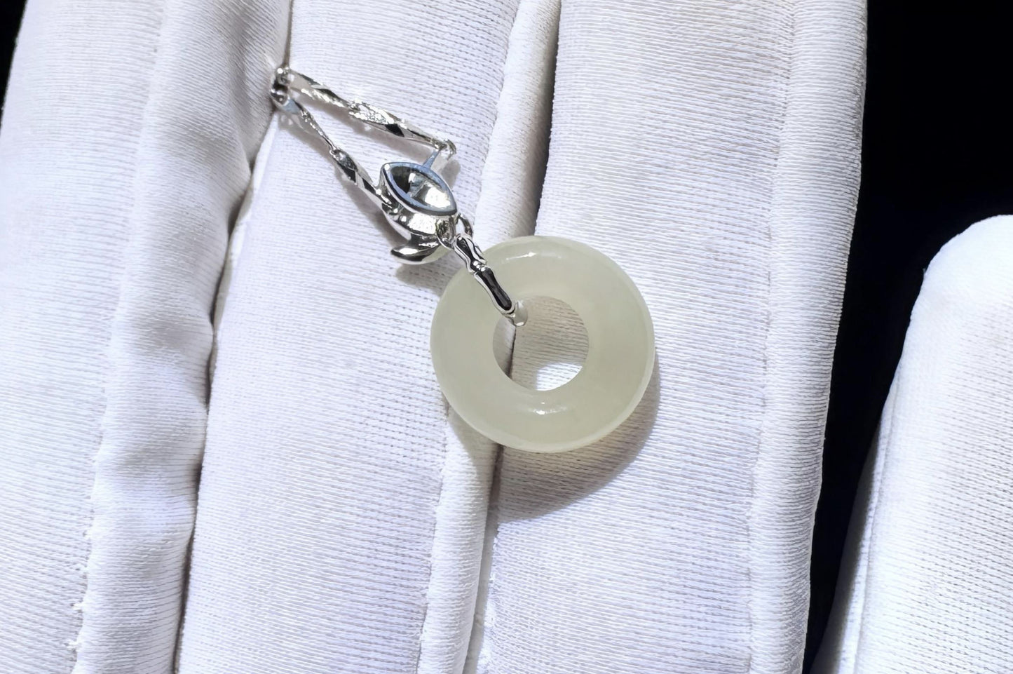 Small Natural White Nephrite Safe and Sound Pendant in S925 Silver Bamboo Shape Setting, White Green Nephrite Jade Pendant, 天然白玉平安无事牌竹节吊坠