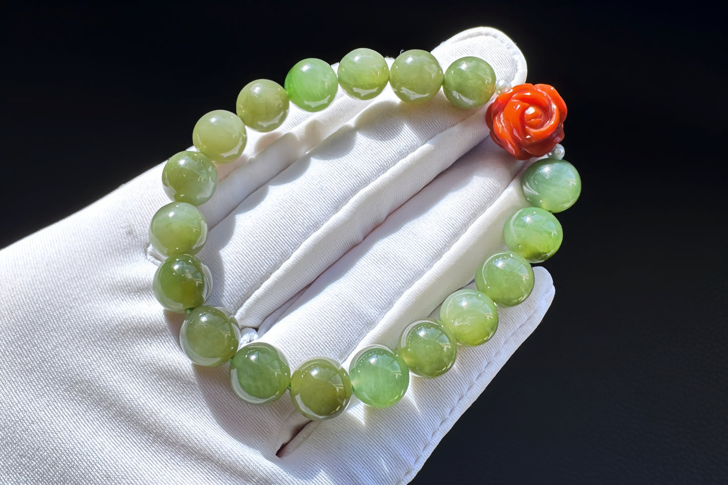 Natural Green Hetian Nephrite Bracelet with Top Grade Nanhong Agate Hand Carved Flower, Nephrite Jade Beads South Red Agate Flower, 天然和田玉手串配南红花花