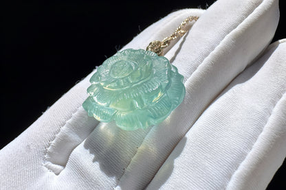 Certified Natural Green Aquamarine Carved Flower Pendant, Green Beryl with Mica inclusions, March Birthstone, 天然绿色海蓝宝雕刻花花吊坠