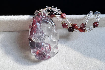 Natural Ox Blood Red Hematoid Quartz Hand Carved Fox Pendant, Ox Blood Red Hematoid Quartz Nine Tailed Fox Pendant, 天然牛血红胶花闪片九尾狐吊坠