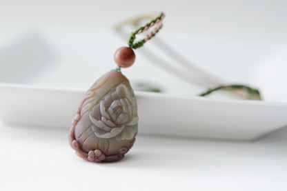 Natural Yanyuan Agate Carved Butterly and Flowers Pendant, 天然原矿盐源玛瑙雕刻蝶恋花精编吊坠