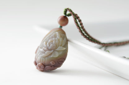 Natural Yanyuan Agate Carved Butterly and Flowers Pendant, 天然原矿盐源玛瑙雕刻蝶恋花精编吊坠