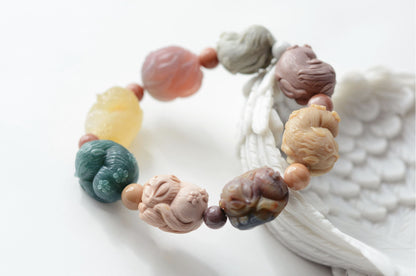 Top Grade Natural Alashan, African, and Hulun Buir Agate Hand Carved Nine Tailed Fox Bracelet, 天然原矿玉化阿拉善非红玛瑙呼伦贝尔玛瑙手工雕刻九尾趴趴狐手串