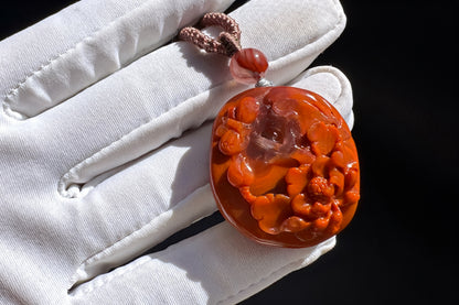 Natural Nanhong Agate Hand Carved Butterfly and Peony Pendant, Chinese South Red Agate Necklace, 天然川料南红手工精雕蝶恋花吊坠