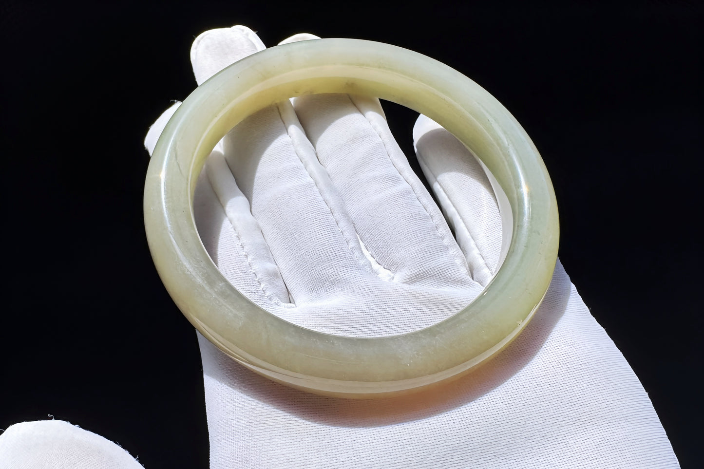 59mm Certified Natural Hetian Nephrite Jade Bangle in Light Green and Smokey Purple Colors, Nephrite Bangle with Certificate, 天然和田玉青海料绿色带烟紫色手镯