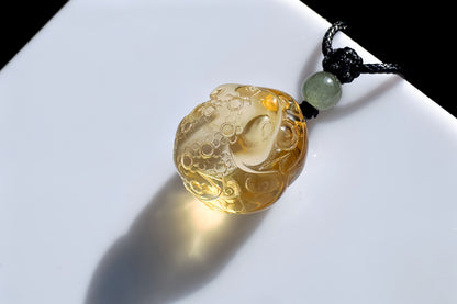 High Grade Natural Brazilian Citrine Hand Carved Frog on Lotus Pod Pendant, Citrine Toad Necklace, Carved Citrine Pendant, 天然精品巴西黄手工精雕呱呱来财吊坠