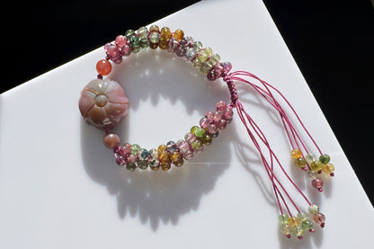 Natural Tourmaline Braided Bracelet with Carved Yanyuan Origin Agate Flower Charm, Yan-yuan and Tourmaline Bracelet, 天然手编碧玺小米珠手链搭配盐源花牌