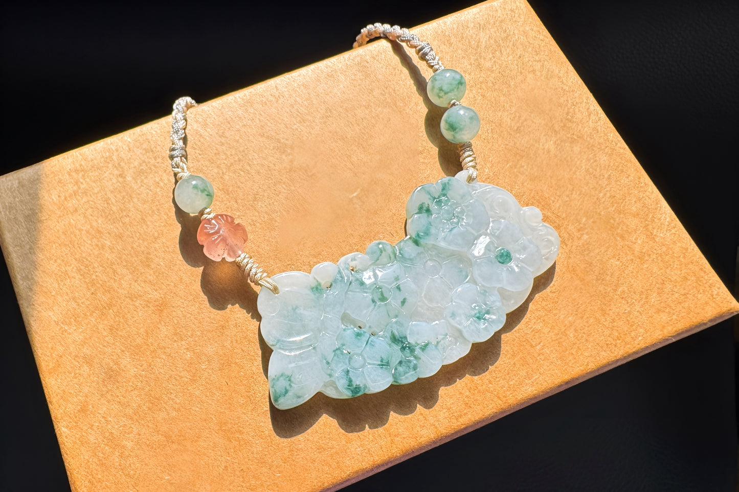 Genuine Grade A Jadeite Jade Necklace, Natural Carved Jade Flower and Butterfly, Handmade Jade Necklace, 天然缅甸A货翡翠锁骨吊坠老坑冰润飘蓝花蝶恋花仿古玉璜
