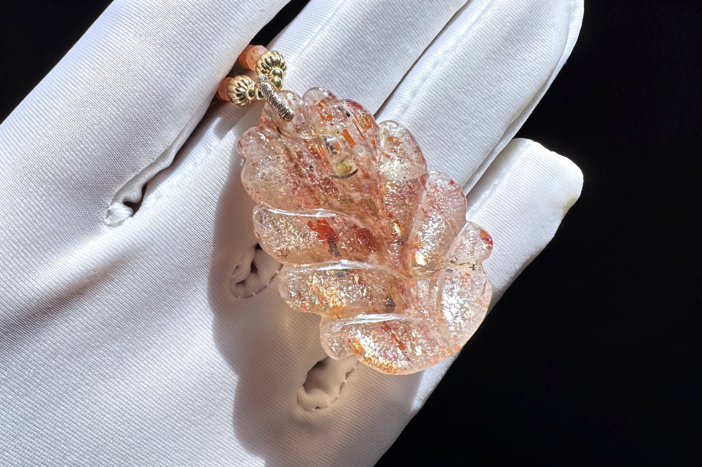 Natural Arusha Sunstone Hand Carved Nine Tailed Fox Pendant, Carved Confetti Sunstone Fox, 天然阿鲁沙水晶手工雕刻九尾狐双狐吊坠