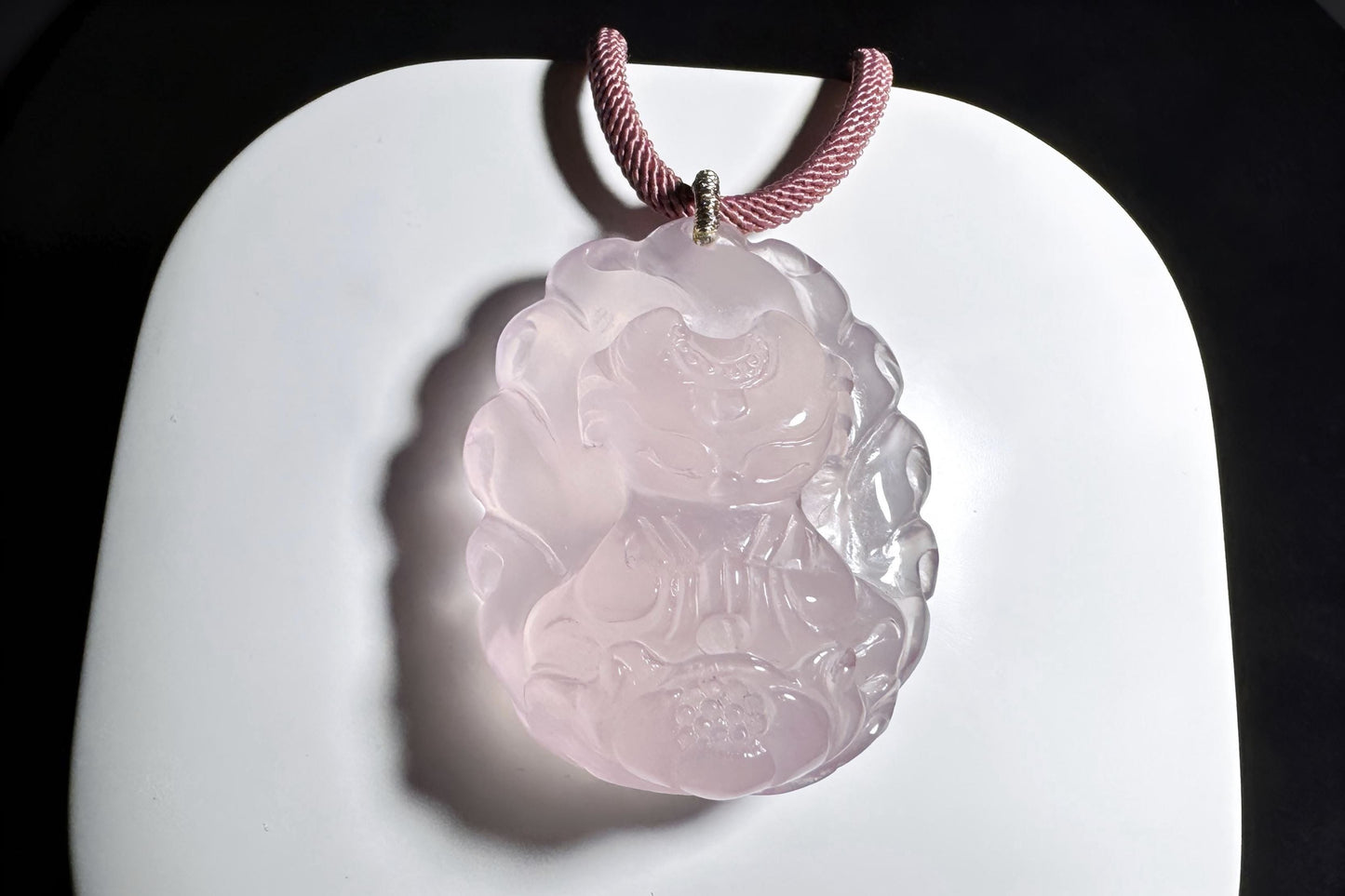 Natural Mozambique Rose Quartz Hand Carved Nine Tailed Fox Pendant, Carved Rose Quartz Fox Pendant Necklace, 天然莫粉水晶手工精雕狐仙吊坠