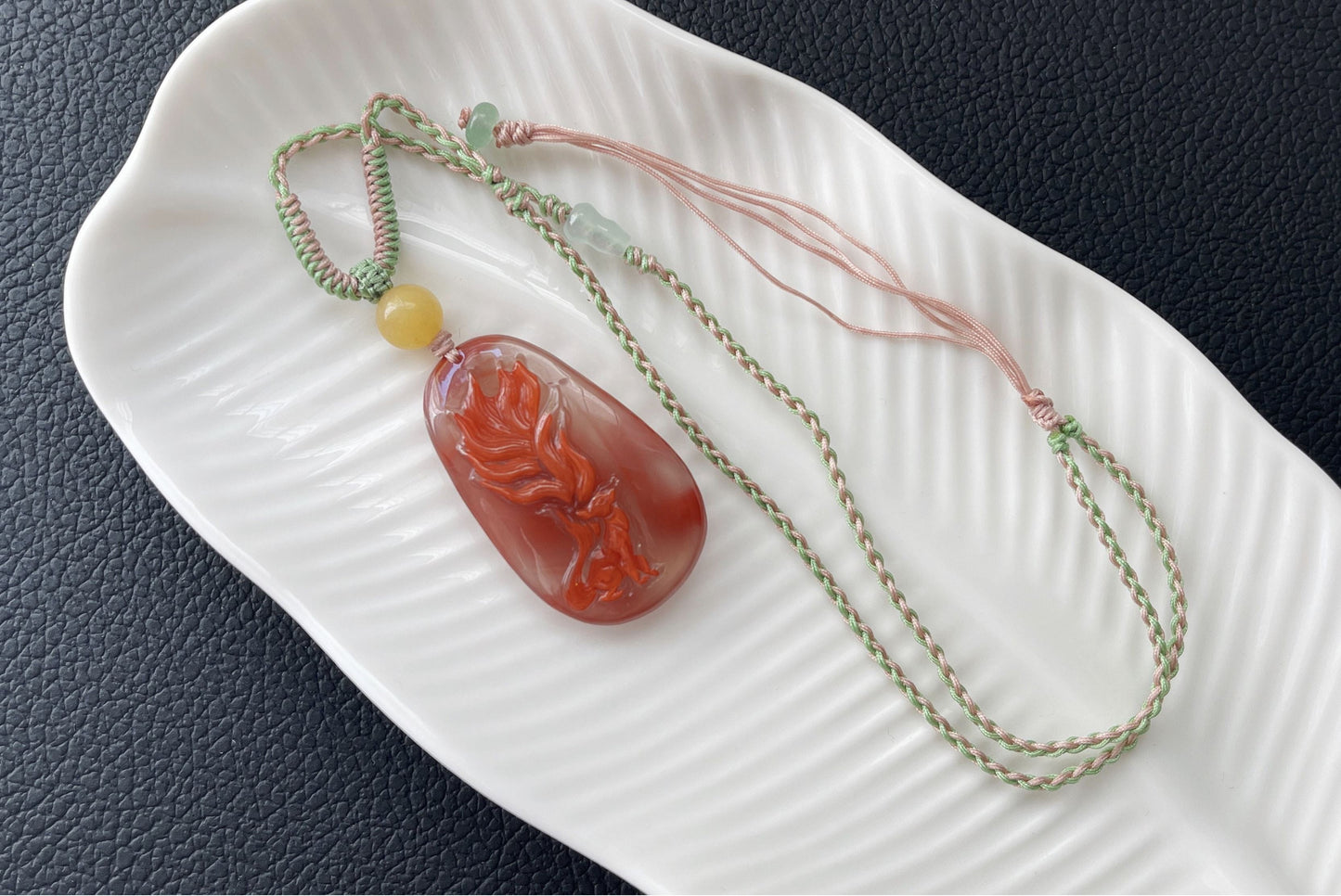 Natural Nanhong South Red Agate Hand Carved Nine Tailed Fox Pendant, Carved Nanhong Agate Fox, 天然原矿川料南红手工精雕九尾狐吊坠