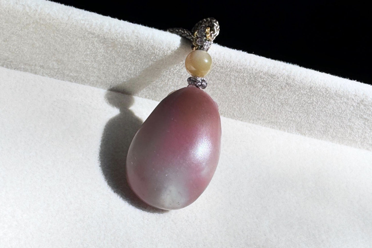 Natural Yanyuan Agate Carved Dragonfly and Lotus Flower Pendant, Untreated Yanyuan Agate Pendant, 天然盐源玛瑙深雕蜻蜓荷花吊坠