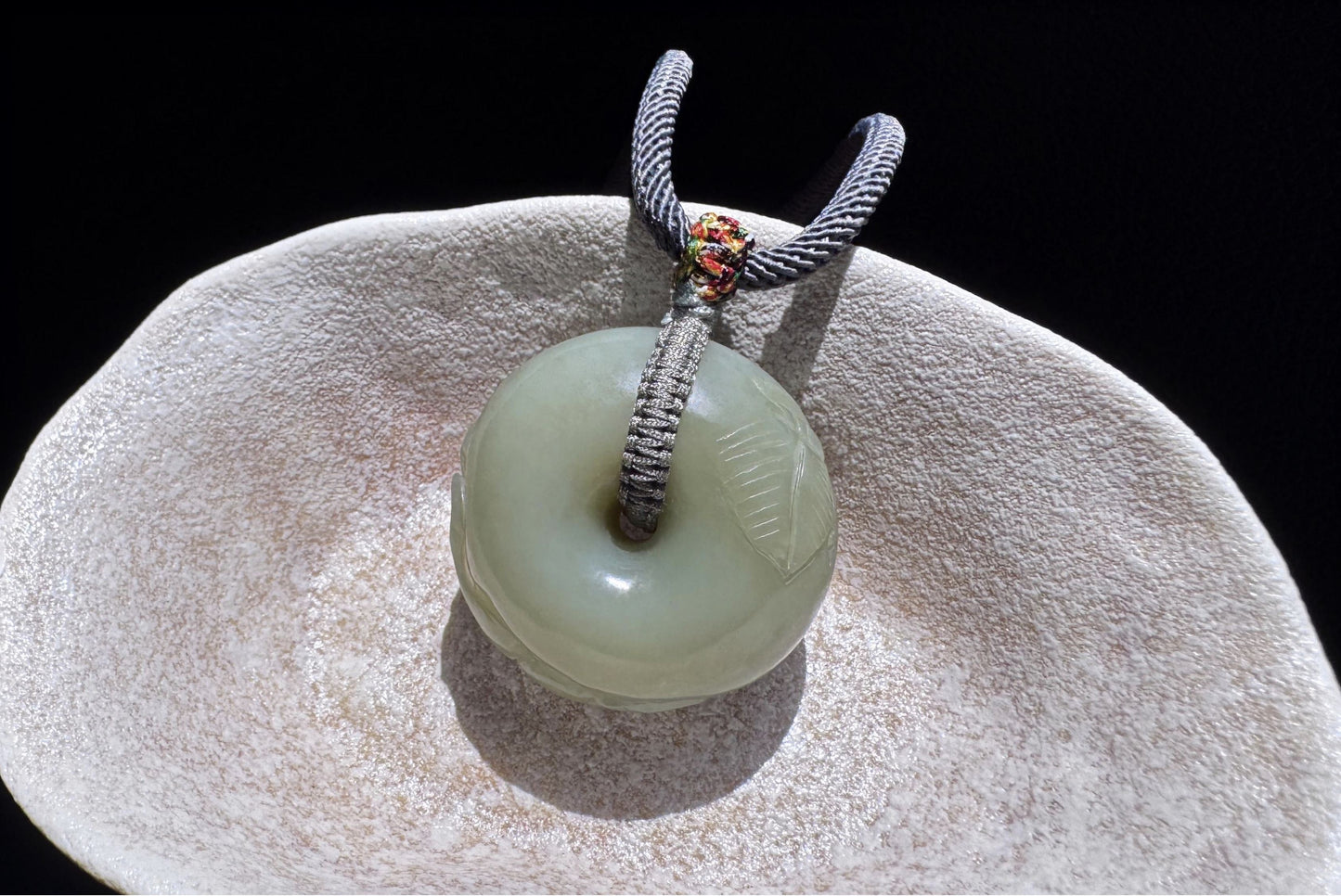 Natural Green Nephrite Hand Carved Peony Donut Pendant, Carved Nephrite Jade Peace Buckle Necklace，天然手雕牡丹花玉平安扣吊坠