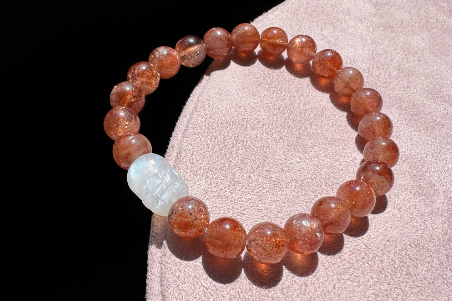 Natural Red Skeletal Golden Sunstone Beaded Bracelet, Natural Moonstone Carved PiXiu Charm, Sunstone Bracelet, 天然无优化黑骨干红金沙太阳石水晶手串搭配月光石貔貅