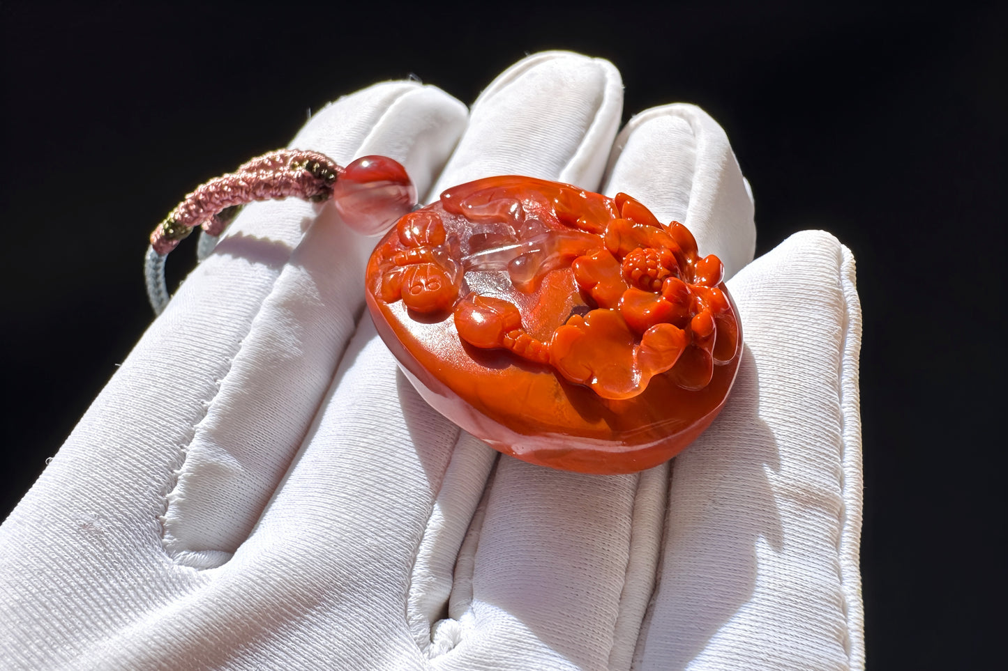 Natural Nanhong Agate Hand Carved Butterfly and Peony Pendant, Chinese South Red Agate Necklace, 天然川料南红手工精雕蝶恋花吊坠