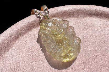 Natural Golden Rutile Quartz Hand Carved Nine Tailed Fox Pendant, Gold Rutilated Quartz Fox Pendant Necklace, 天然茶体金发晶手工精雕九尾狐吊坠