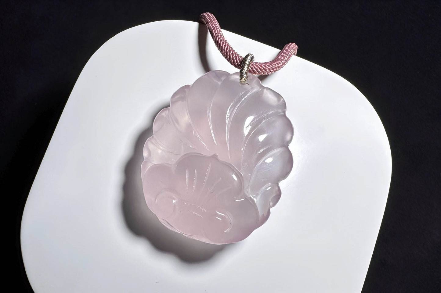 Natural Mozambique Rose Quartz Hand Carved Nine Tailed Fox Pendant, Carved Rose Quartz Fox Pendant Necklace, 天然莫粉水晶手工精雕狐仙吊坠