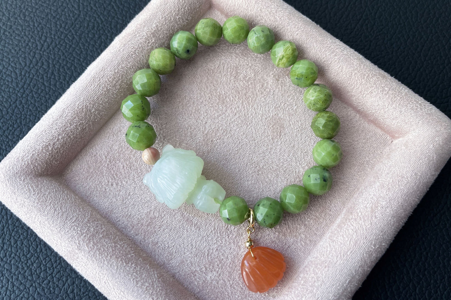 Natural Canadian Green Nephrite Bracelet with Xiu Jade Hand Carved Cat Girl and Nanhong Shell Charm, 天然加拿大碧玉手串配岫岩玉手工雕小猫女南红贝壳提溜