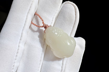 Small Natural Mutton Fat Hetian Nephrite PiXiu Pendant, Carved White Nephrite Jade Pixiu, Suet Jade Necklace, 天然羊脂白玉貔貅吊坠