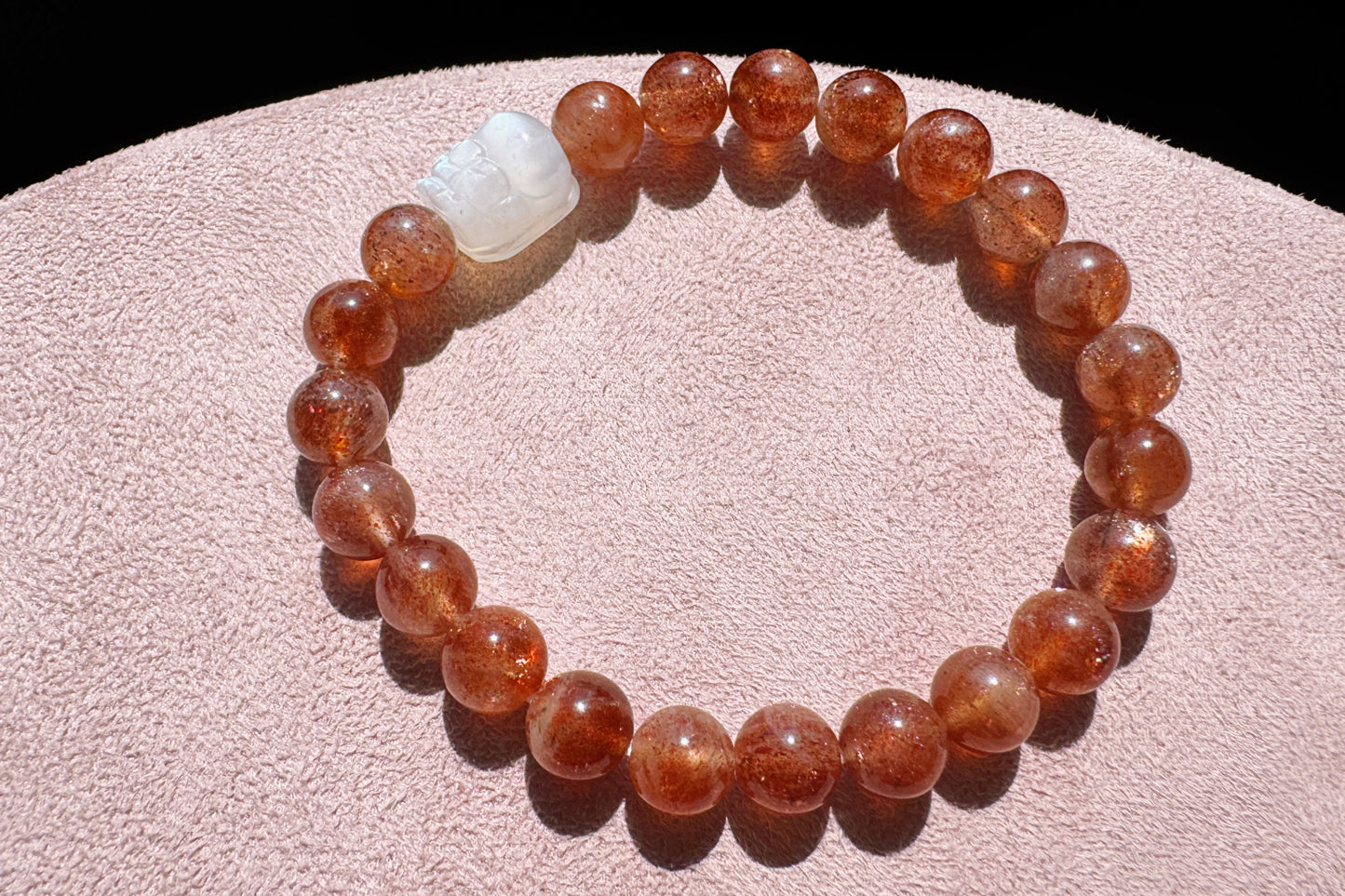 Natural Red Skeletal Golden Sunstone Beaded Bracelet, Natural Moonstone Carved PiXiu Charm, Sunstone Bracelet, 天然无优化黑骨干红金沙太阳石水晶手串搭配月光石貔貅