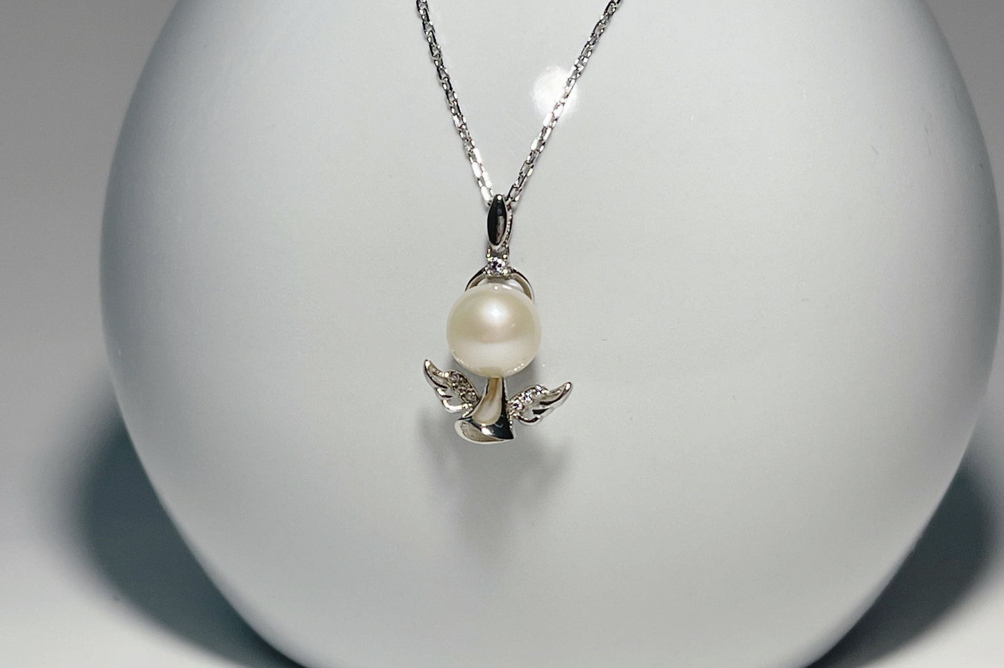 Natural Freshwater Pearl Pendant in 925 Silver Little Angel Design, Freshwater Pearl Necklace, 精品天然淡水珍珠925纯银Angel baby可爱小天使吊坠项链