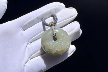 Natural Green Nephrite Hand Carved Peony Donut Pendant, Carved Nephrite Jade Peace Buckle Necklace，天然手雕牡丹花玉平安扣吊坠