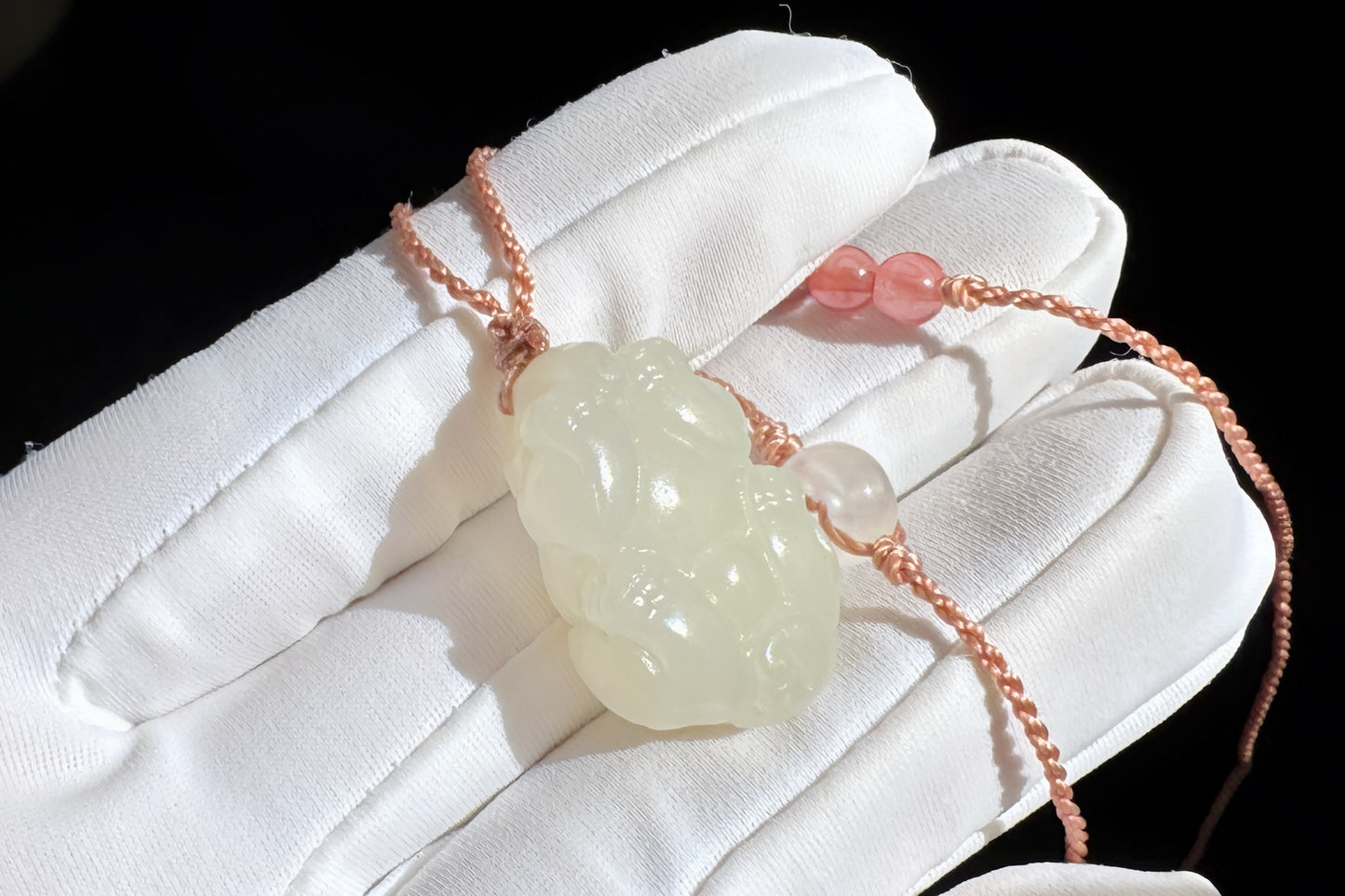 Small Natural Mutton Fat Hetian Nephrite PiXiu Pendant, Carved White Nephrite Jade Pixiu, Suet Jade Necklace, 天然羊脂白玉貔貅吊坠