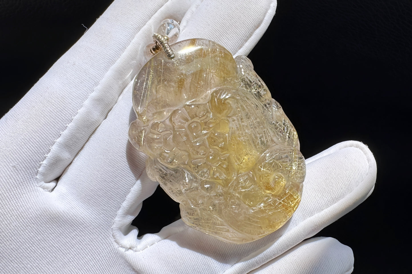 Natural Golden Rutile Quartz Hand Carved Nine Tailed Fox Pendant, Gold Rutilated Quartz Fox Pendant Necklace, 天然茶体金发晶手工精雕九尾狐吊坠