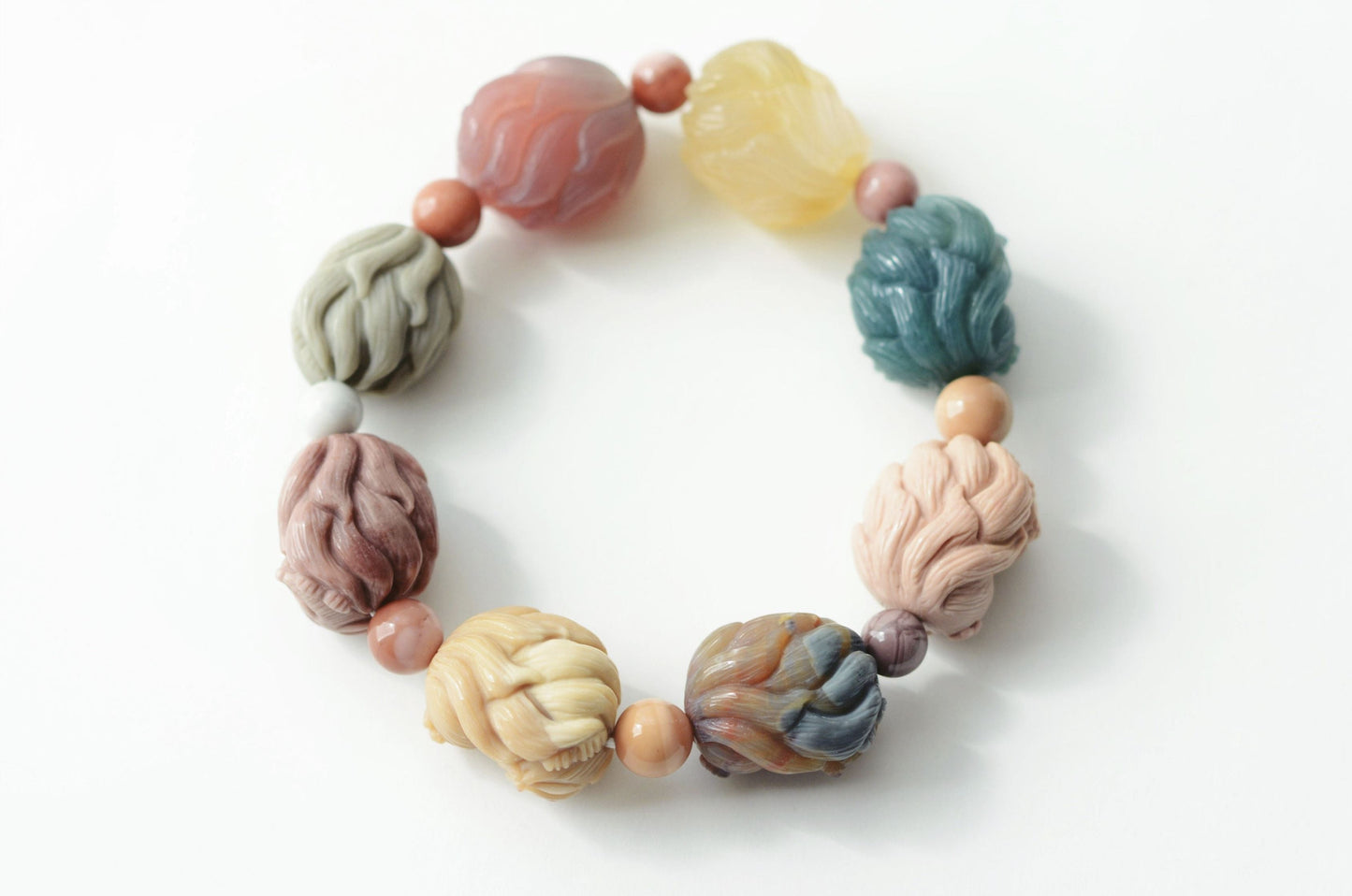 Top Grade Natural Alashan, African, and Hulun Buir Agate Hand Carved Nine Tailed Fox Bracelet, 天然原矿玉化阿拉善非红玛瑙呼伦贝尔玛瑙手工雕刻九尾趴趴狐手串