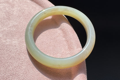 59mm Certified Natural Hetian Nephrite Jade Bangle in Light Green and Smokey Purple Colors, Nephrite Bangle with Certificate, 天然和田玉青海料绿色带烟紫色手镯
