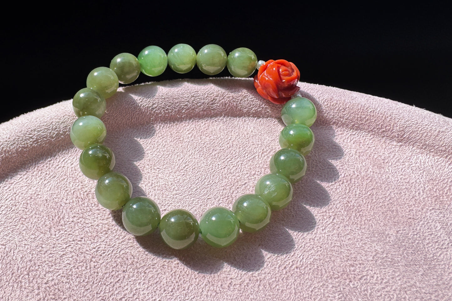 Natural Green Hetian Nephrite Bracelet with Top Grade Nanhong Agate Hand Carved Flower, Nephrite Jade Beads South Red Agate Flower, 天然和田玉手串配南红花花