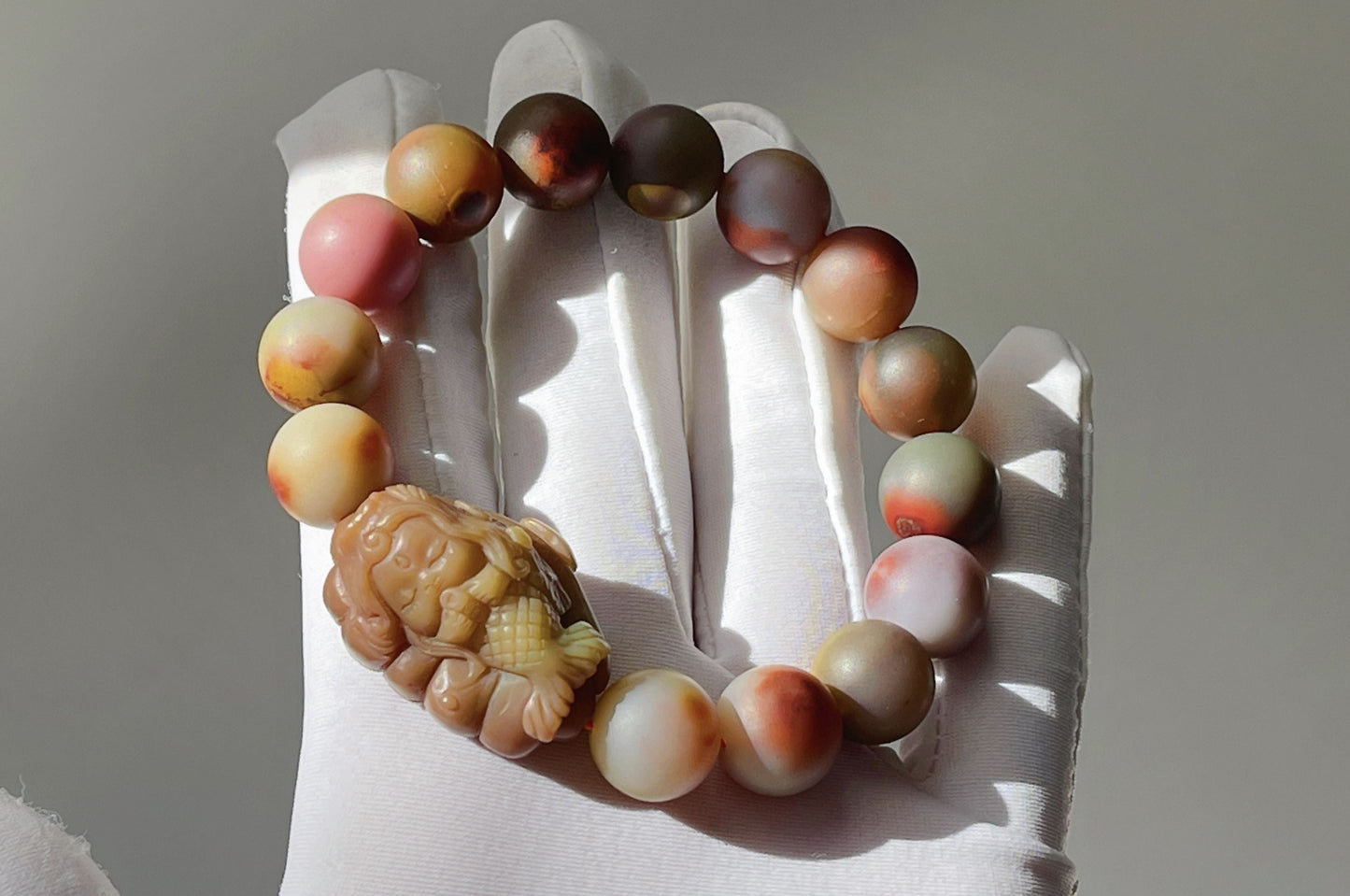 Natural Raw Yan Yuan Agate with Stone Skin Beaded Bracelet and Hand Carved Yan Yuan Agate Mermaid, 原矿包浆盐源手串搭配手工雕刻盐源美人鱼