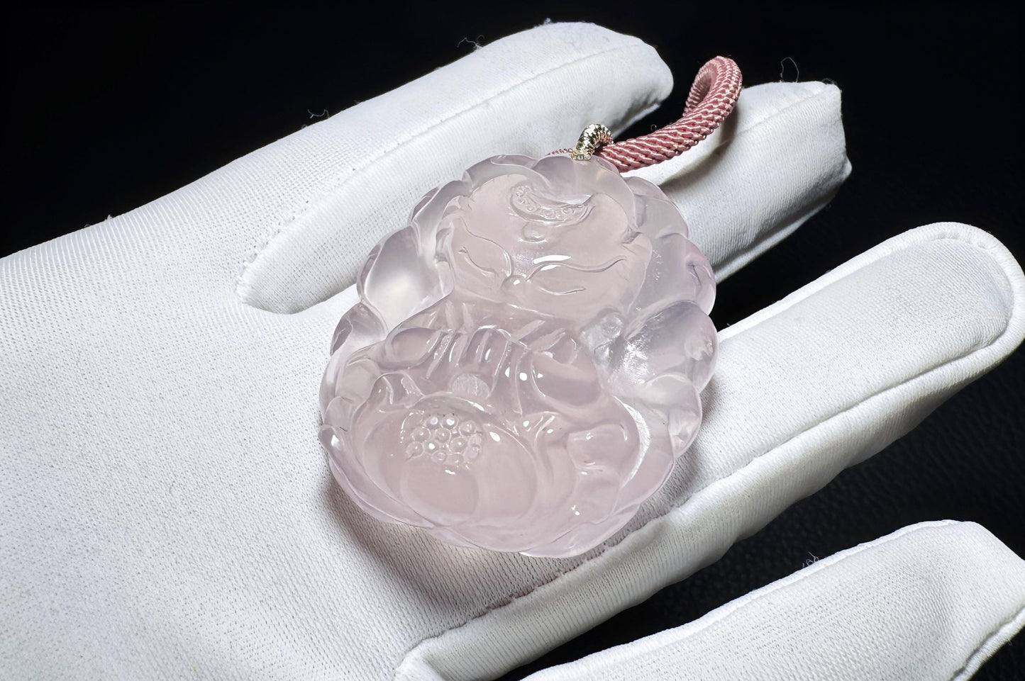 Natural Mozambique Rose Quartz Hand Carved Nine Tailed Fox Pendant, Carved Rose Quartz Fox Pendant Necklace, 天然莫粉水晶手工精雕狐仙吊坠