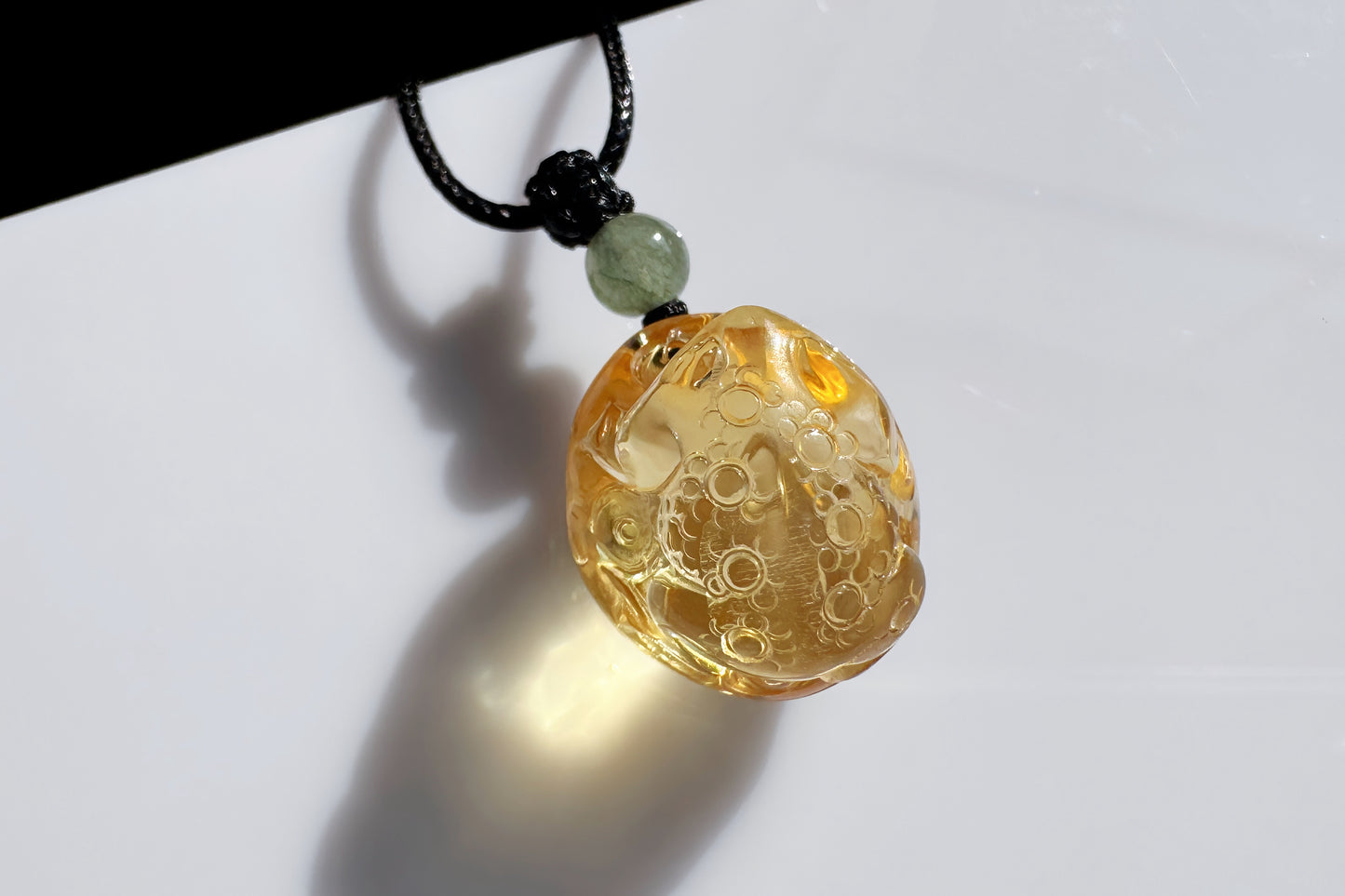 High Grade Natural Brazilian Citrine Hand Carved Frog on Lotus Pod Pendant, Citrine Toad Necklace, Carved Citrine Pendant, 天然精品巴西黄手工精雕呱呱来财吊坠