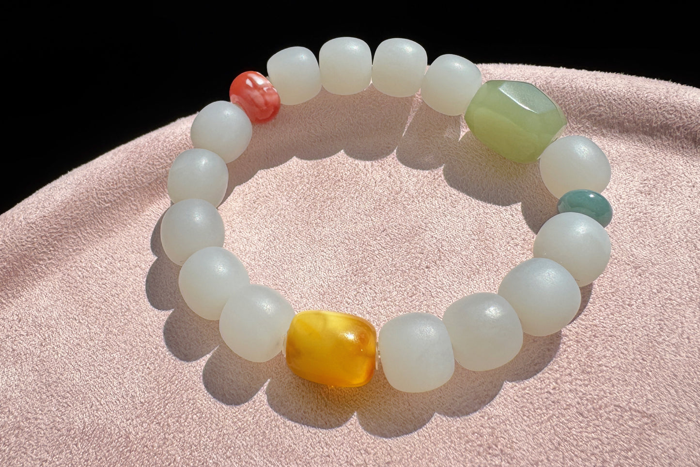 Natural Smokey Gray Hetian Nephrite Bracelet with Faceted Green Nephrite, Nanhong Agate, Blue Jadeite Jade, Nephrite Jade, 天然浅烟灰老型珠+晴水钻切+蓝翡+奶盖南红