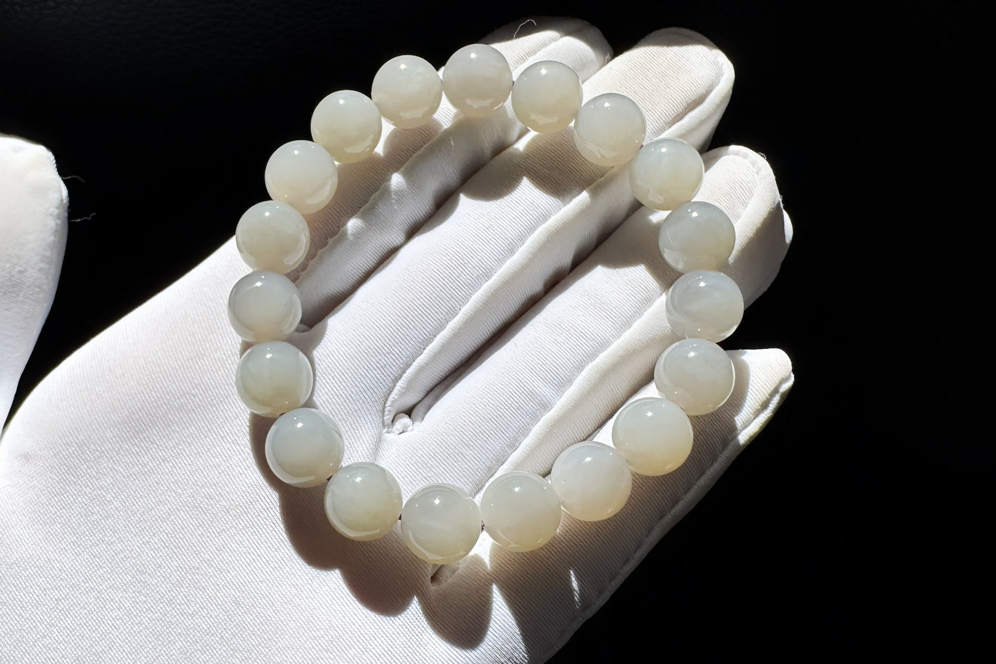 Natural Smokey Gray Hetian Nephrite Bracelet, Gray Nephrite Jade Beaded Bracelet, 天然青海料和田玉浅烟灰色圆珠玉手串
