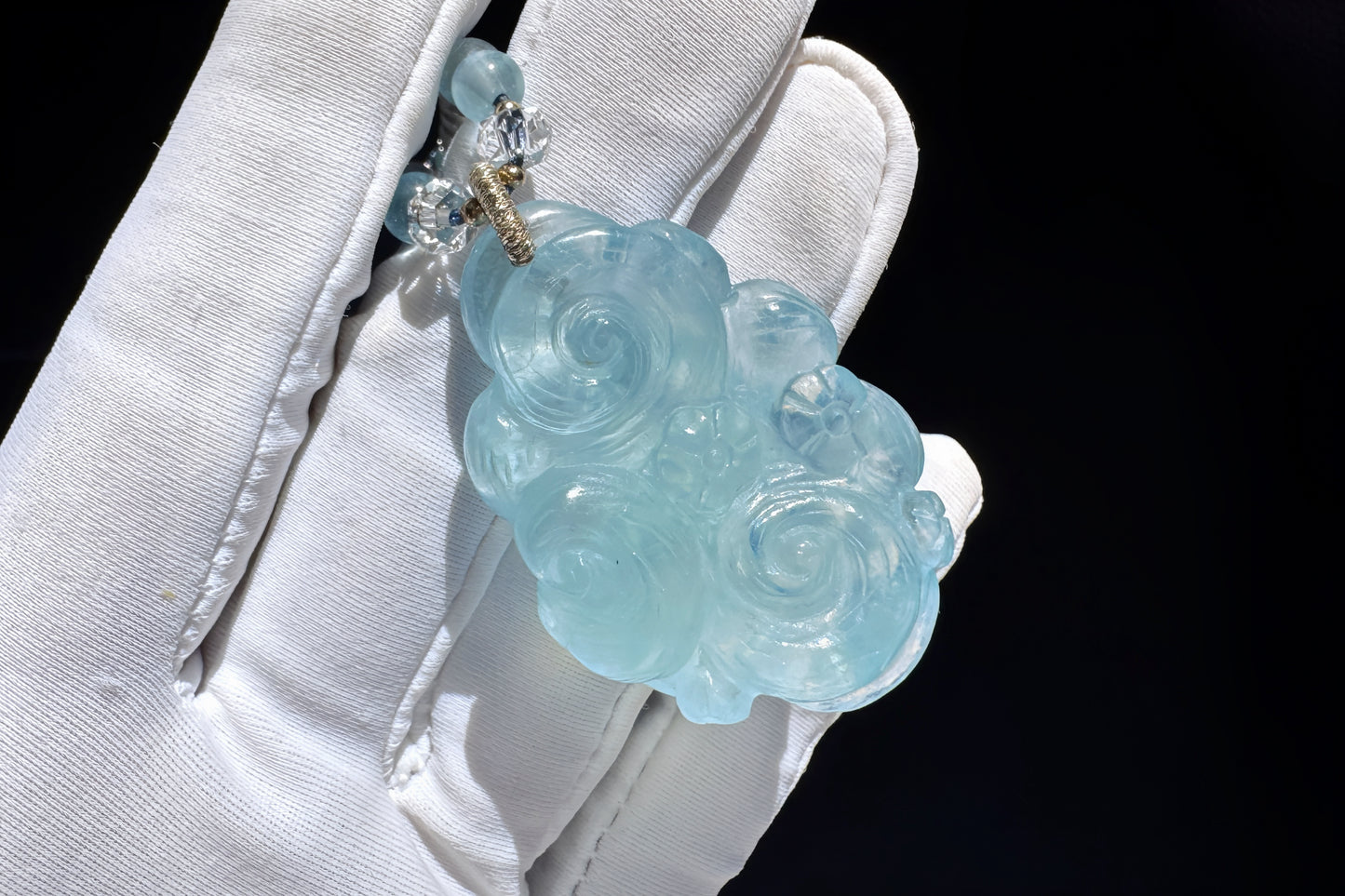 Natural High Grade Icy Aquamarine Nine Tailed Fox Pendant, Hand Carved Aquamarine, March Birthstone Fox Pendant, 天然精品海蓝宝手工精雕九尾狐吊坠