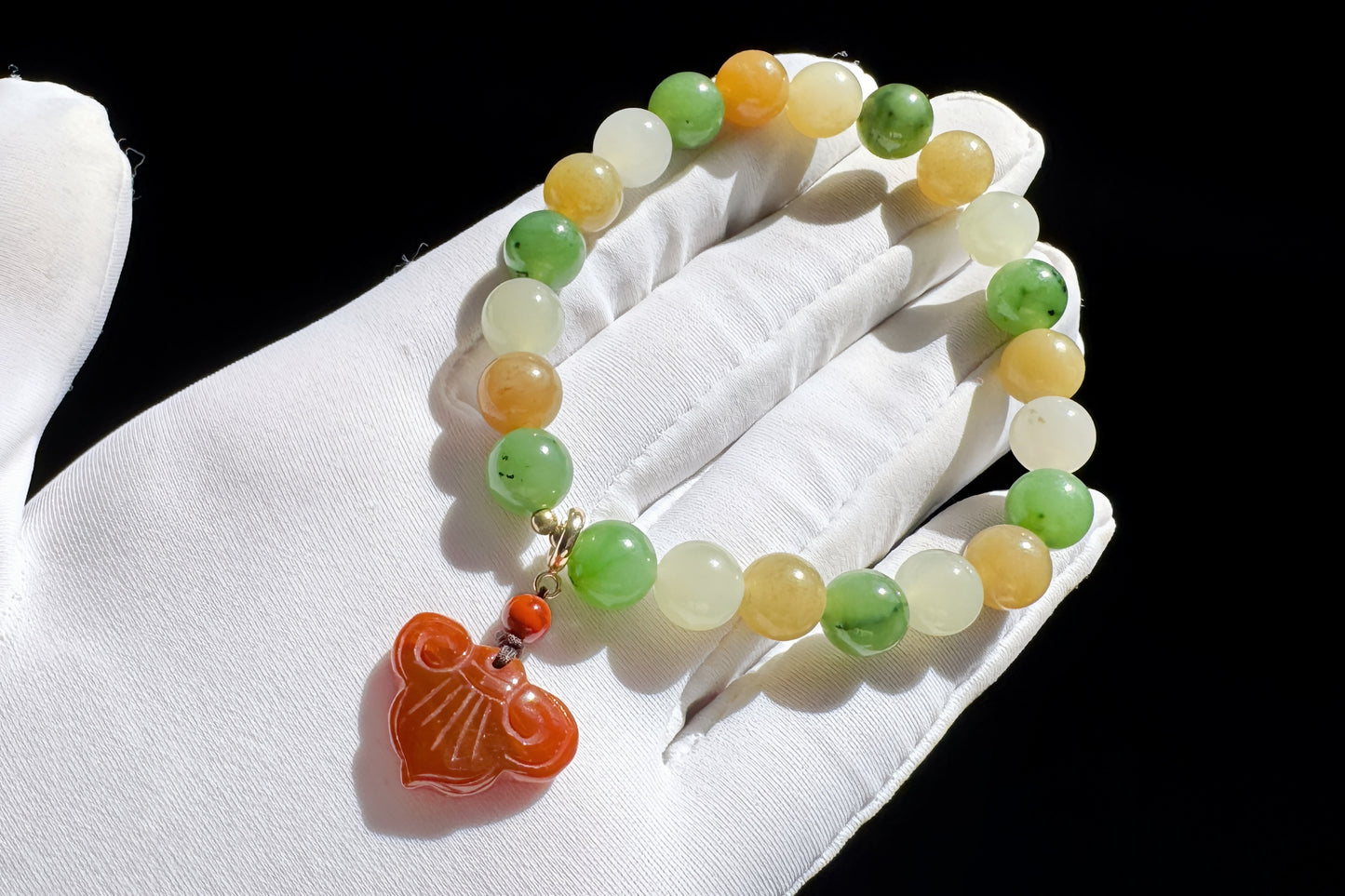 Natural High Grade Hetian Nephrite Beaded Bracelet, Multi-colored Nephrite Jade Bracelet, Nanhong Charm, 天然冰润高色阶和田玉多宝手串