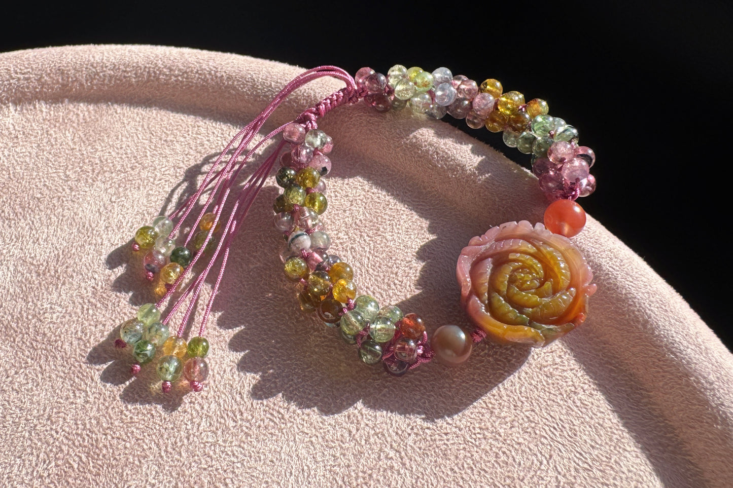 Natural Tourmaline Braided Bracelet with Carved Yanyuan Origin Agate Flower Charm, Yan-yuan and Tourmaline Bracelet, 天然手编碧玺小米珠手链搭配盐源花牌