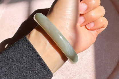 59mm Certified Natural Hetian Nephrite Jade Bangle in Light Green and Smokey Purple Colors, Nephrite Bangle with Certificate, 天然和田玉青海料绿色带烟紫色手镯