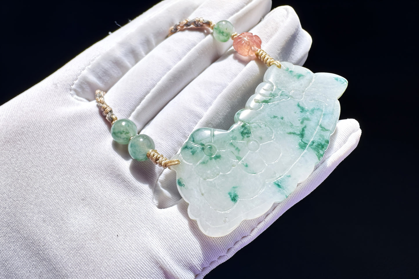 Genuine Grade A Jadeite Jade Necklace, Natural Carved Jade Flower and Butterfly, Handmade Jade Necklace, 天然缅甸A货翡翠锁骨吊坠老坑冰润飘蓝花蝶恋花仿古玉璜