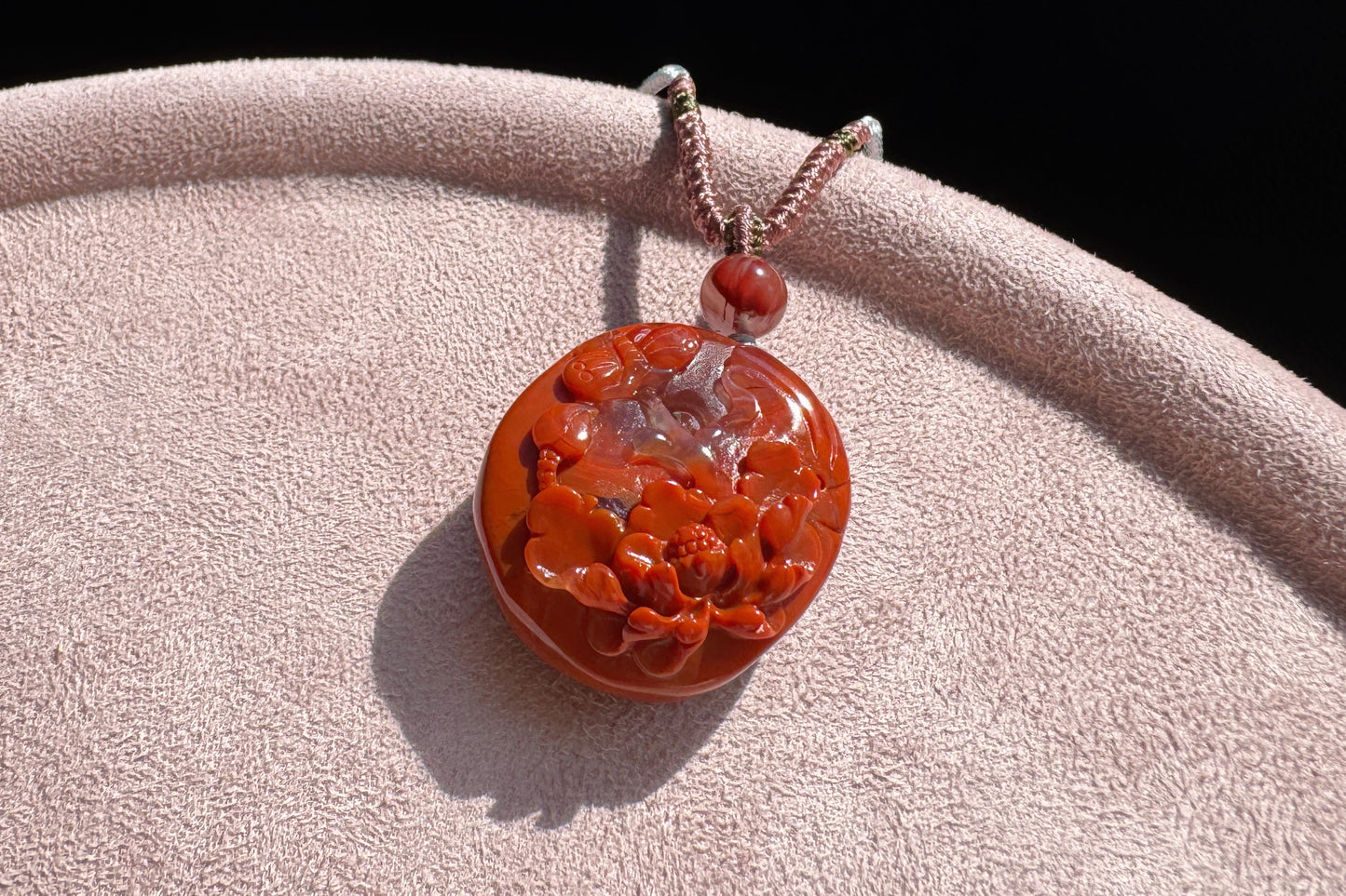 Natural Nanhong Agate Hand Carved Butterfly and Peony Pendant, Chinese South Red Agate Necklace, 天然川料南红手工精雕蝶恋花吊坠