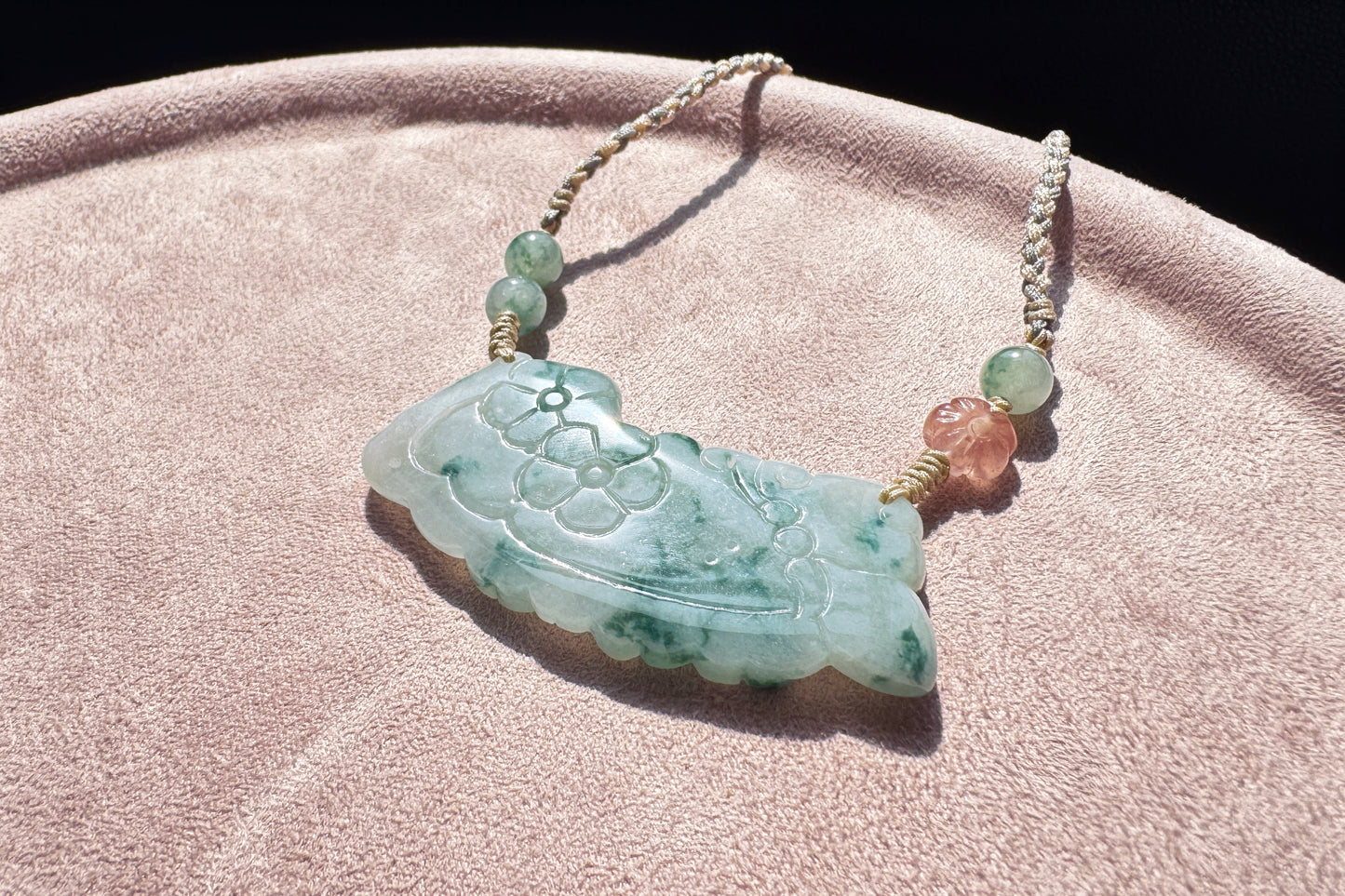 Genuine Grade A Jadeite Jade Necklace, Natural Carved Jade Flower and Butterfly, Handmade Jade Necklace, 天然缅甸A货翡翠锁骨吊坠老坑冰润飘蓝花蝶恋花仿古玉璜