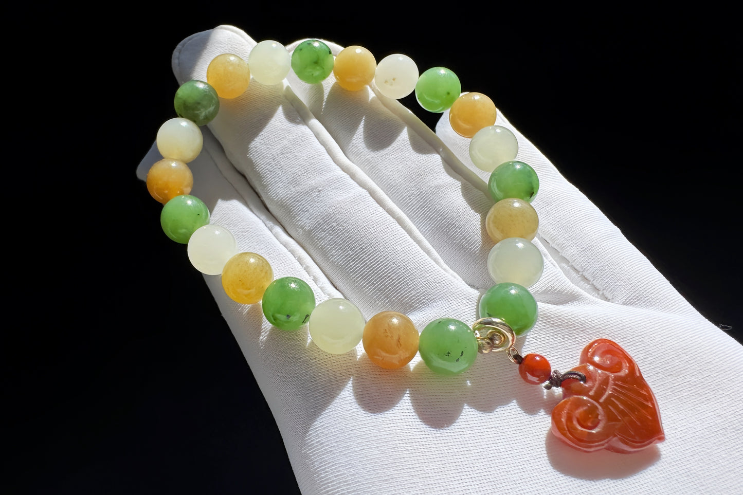 Natural High Grade Hetian Nephrite Beaded Bracelet, Multi-colored Nephrite Jade Bracelet, Nanhong Charm, 天然冰润高色阶和田玉多宝手串