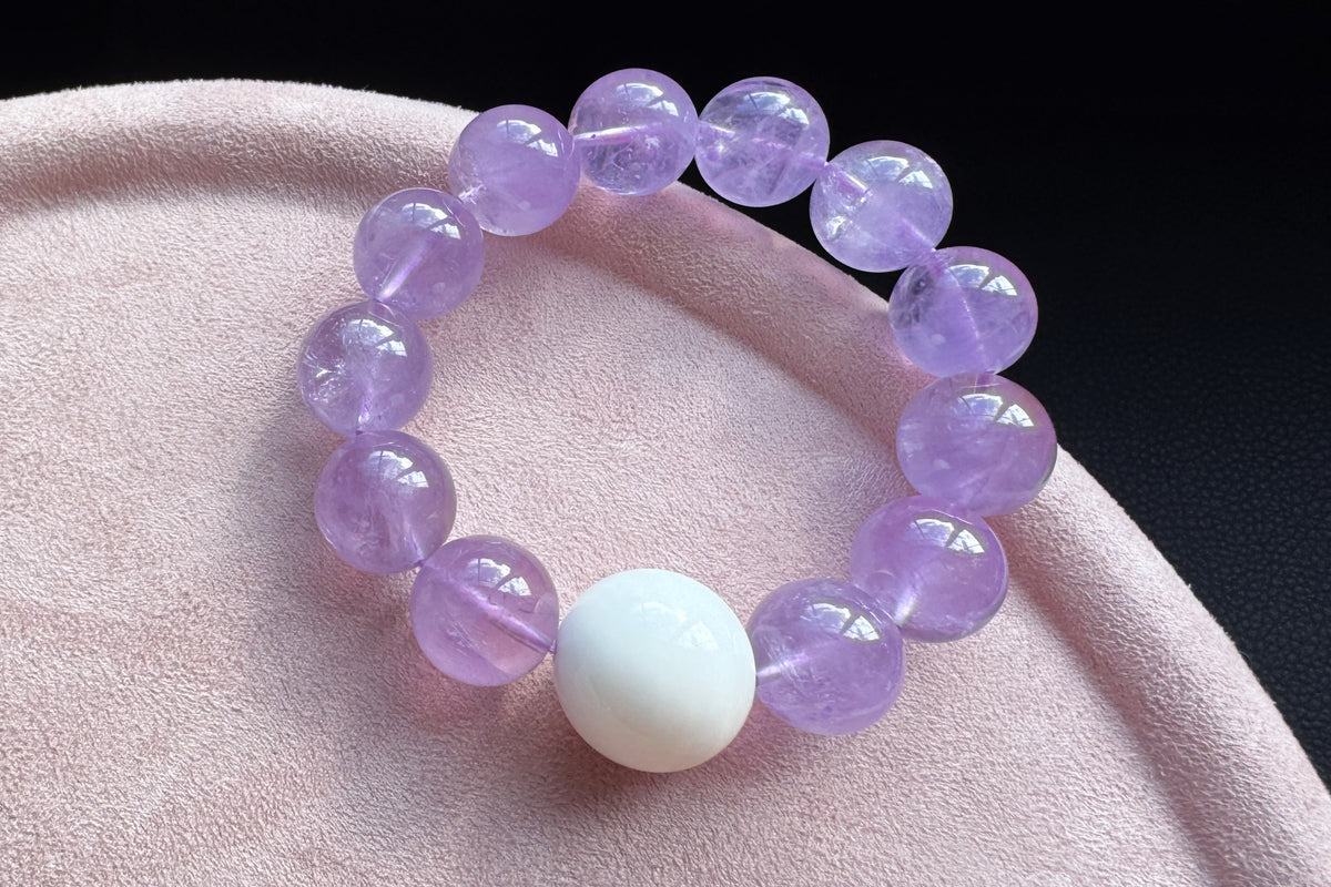 15mm Natural Lavender Amethyst Bracelet, Genuine Tridacna Bead Bracelet 20mm, Large Gemstone Statement Jewelry, Purple Crystal Bracelet