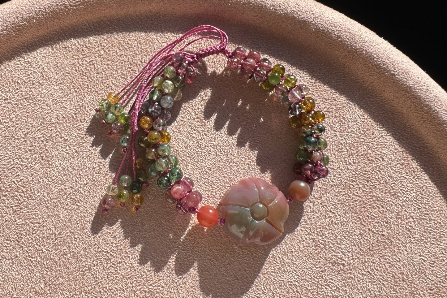 Natural Tourmaline Braided Bracelet with Carved Yanyuan Origin Agate Flower Charm, Yan-yuan and Tourmaline Bracelet, 天然手编碧玺小米珠手链搭配盐源花牌