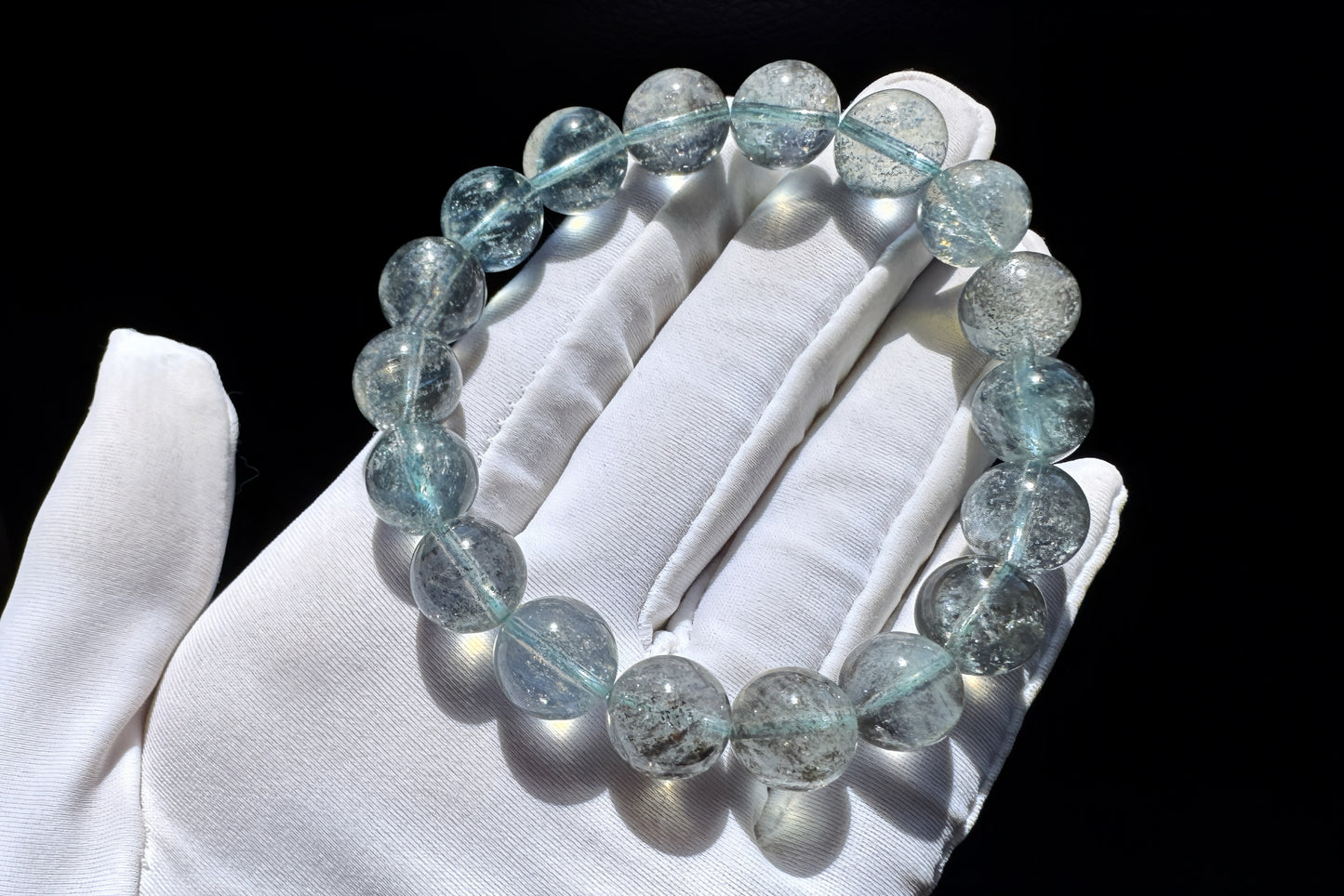 11mm Natural Aquamarine with Black Mica Inclusions Beaded Bracelet, Shiny Aquamarine Bracelet, March Birthstone, 海蓝宝带黑云母共生手串