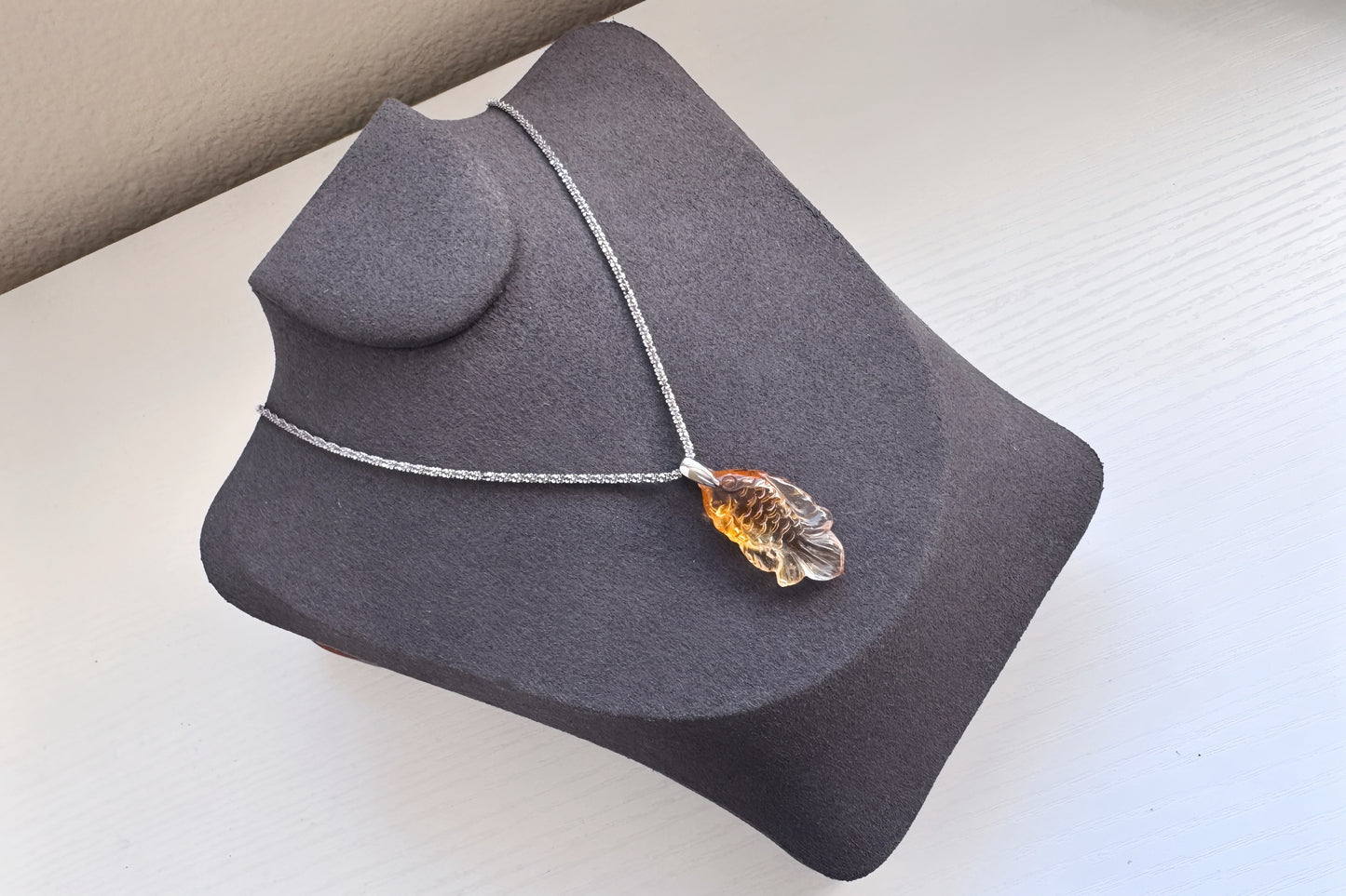 Certified Gem Grade Brazilian Citrine Hand Carved Fish Pendant, Citrine Fish Necklace, 天然极品巴西黄手工精雕小鱼吊坠